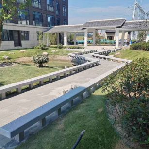 宜春 芝麻灰小区坐凳&栏杆安装效果