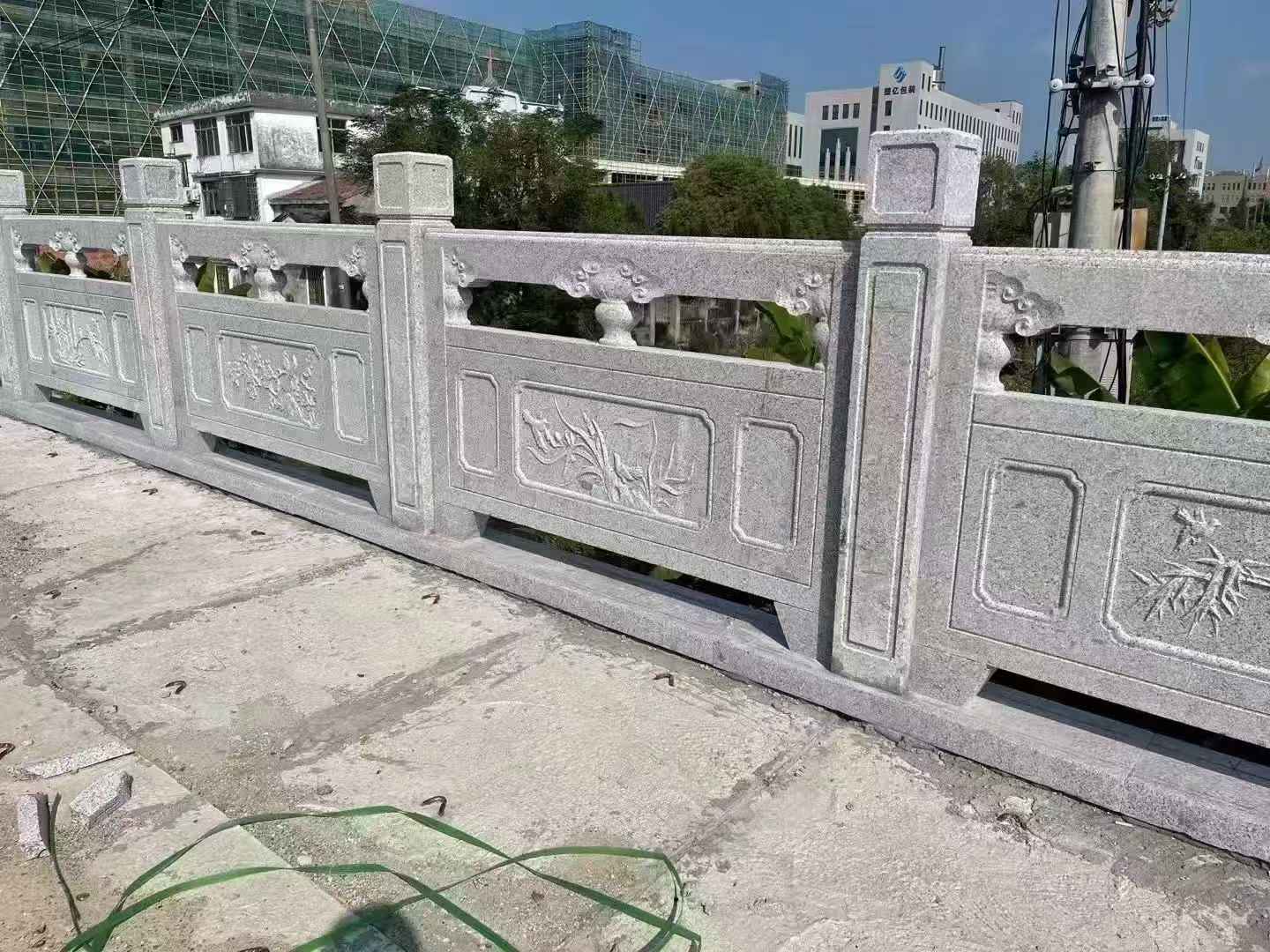 宜春 芝麻白栏杆