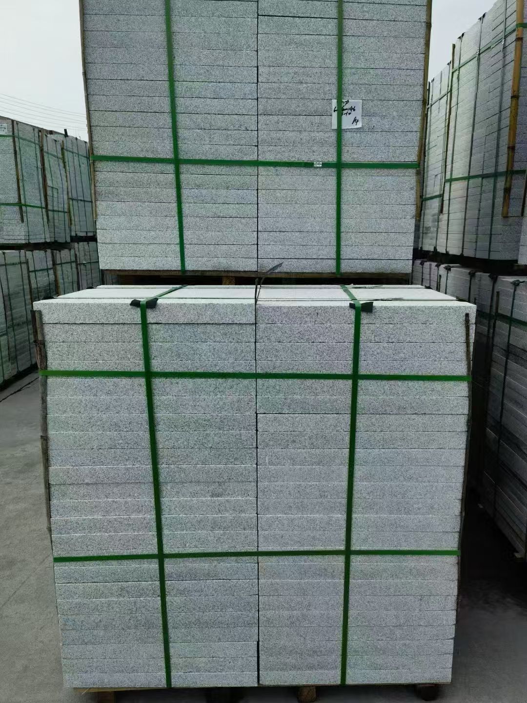 宜春 火烧面地铺石，街道广场园林市政工程板，1.8~5.0厚均有现货